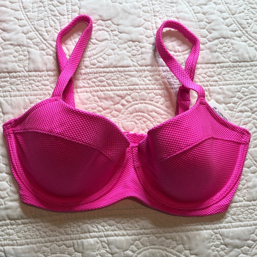 Aerie women Bold Textured Pink Bra Adjustable straps under support size 32DD